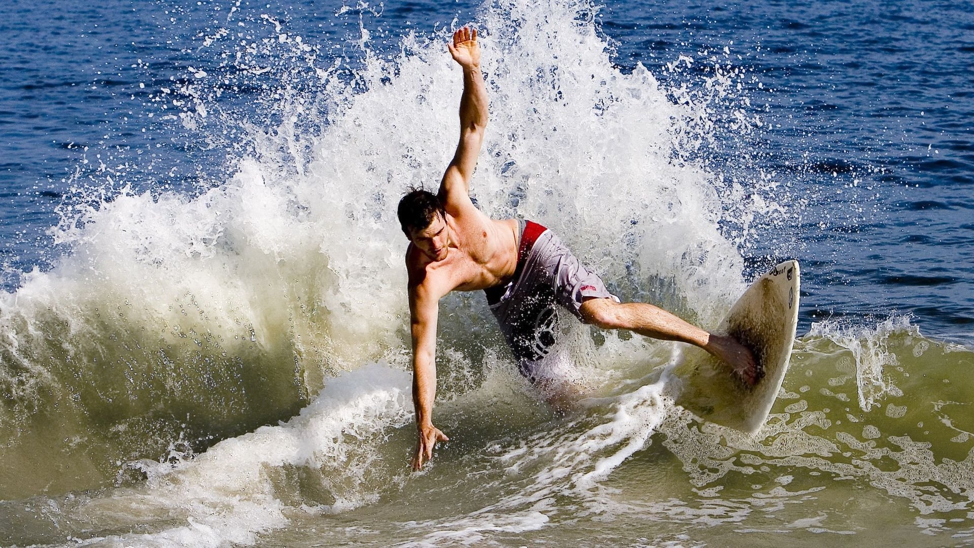 瑞士仰泳选手技术细腻，瑞士仰泳选手技术细腻吗